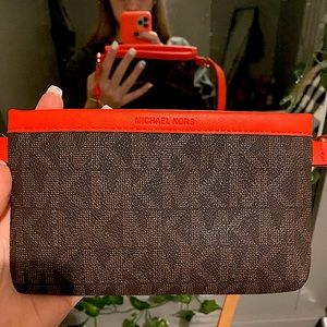 Micheal Kors Fanny Pack